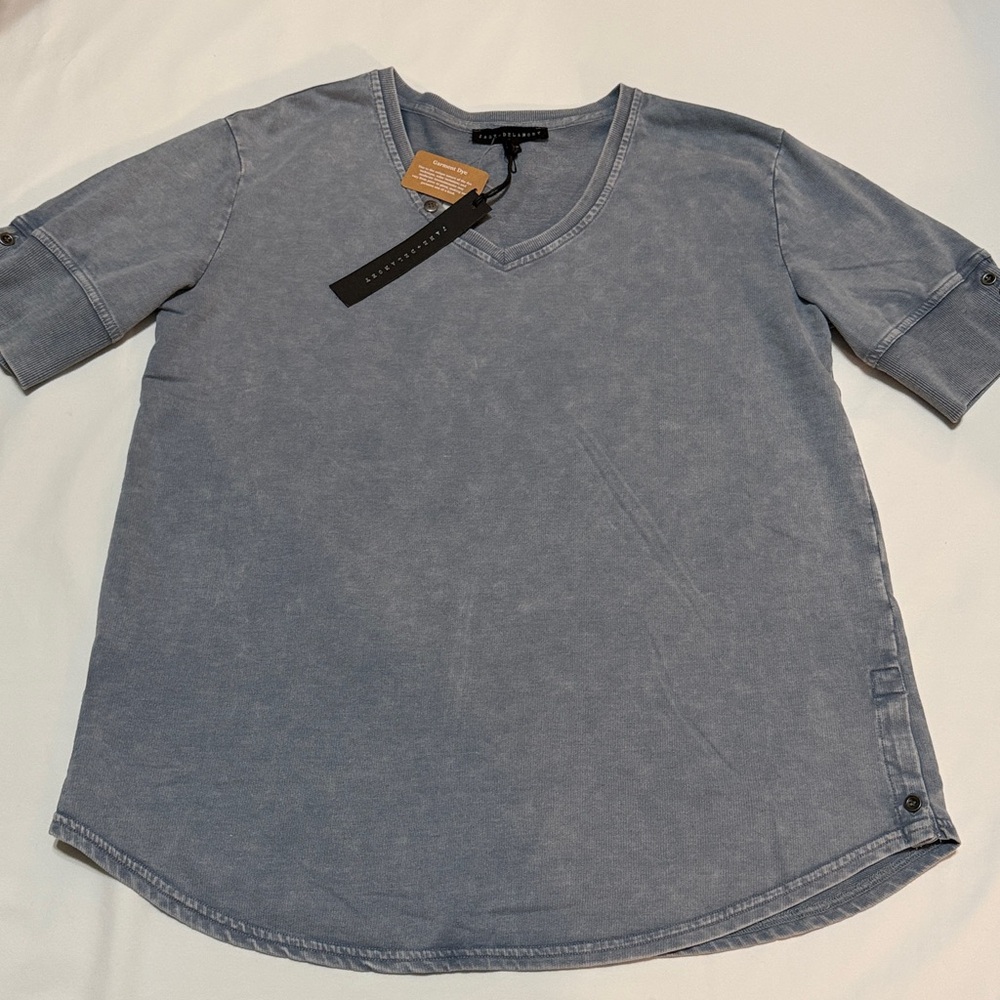 Jane+ Delancey Blue Short Sleeve V-Neck Sweatshirt M NWT